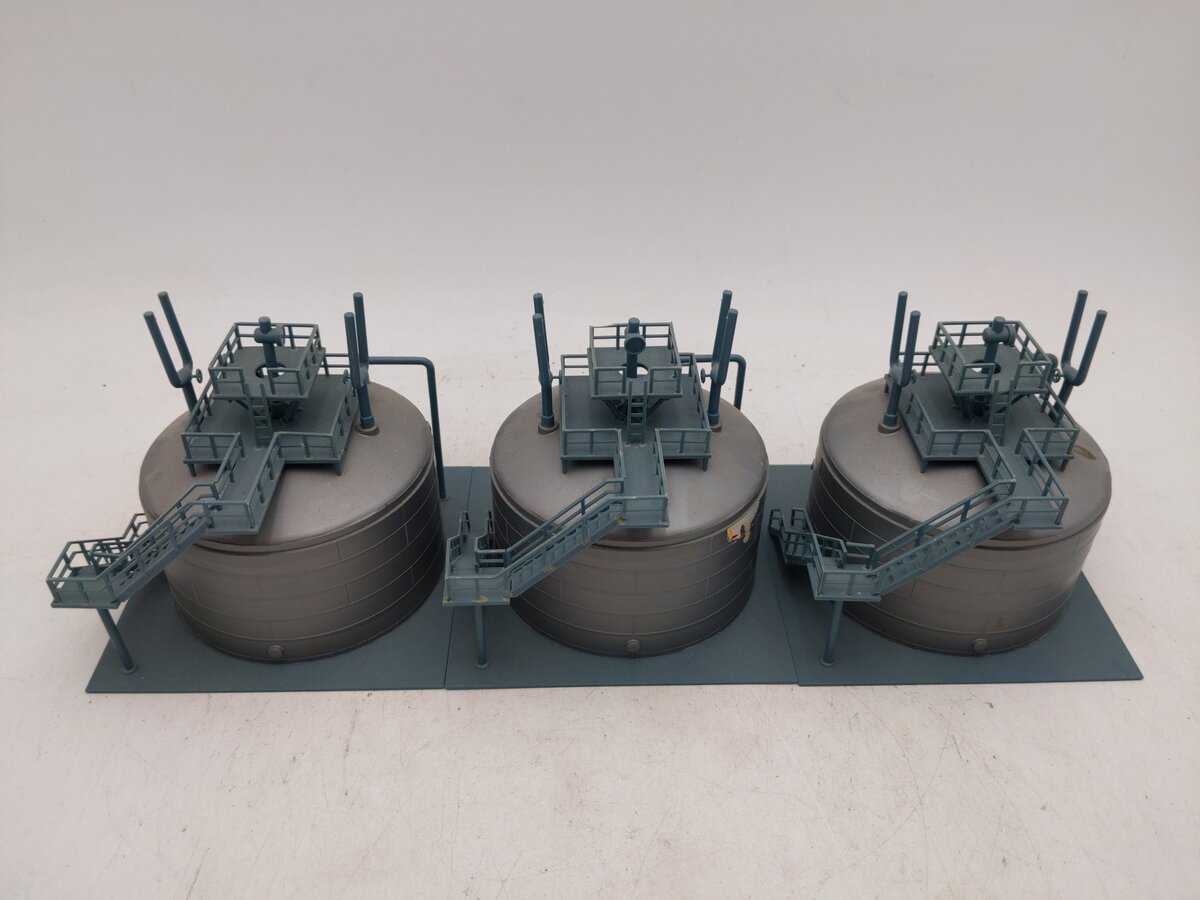 Vollmer 5526 HO Assorted Gasoline Storage Tank Buildings [3] EX