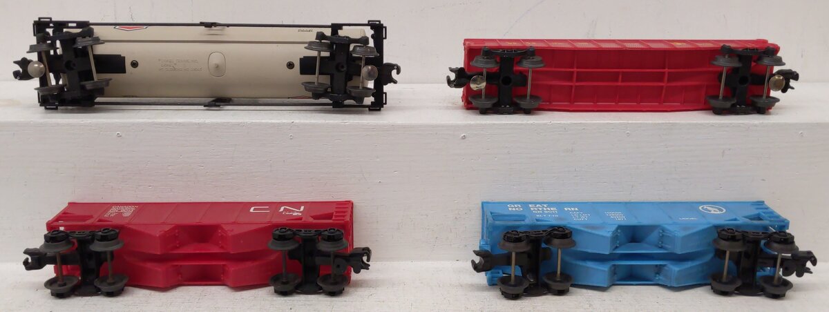Lionel O Gauge Assorted Freight Cars: 9011, 6272, 9013, & 17901 [4] VG
