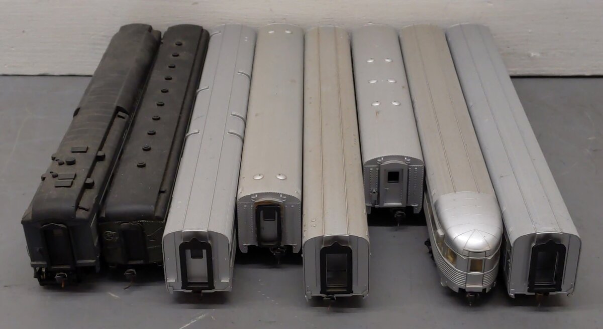 Assorted HO Scale New York Central Passenger Cars [8] VG