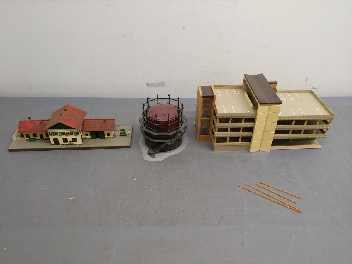 Vollmer and Others HO Gauge Assorted Buildings [3] EX