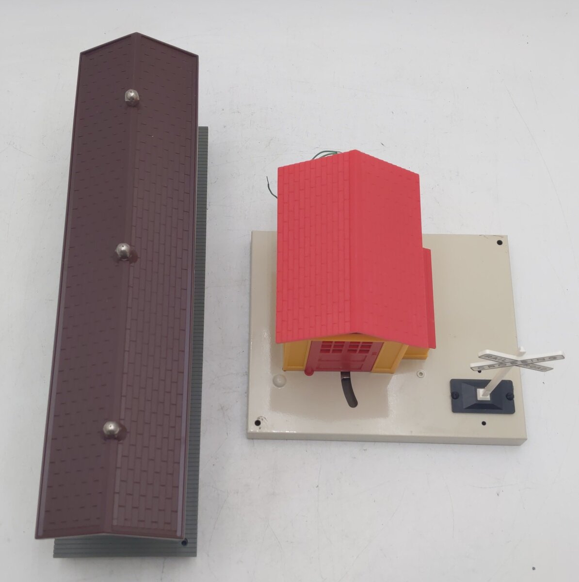 Lionel O Gauge Accessories: 6-12748, 6-12713 [2] EX/Box