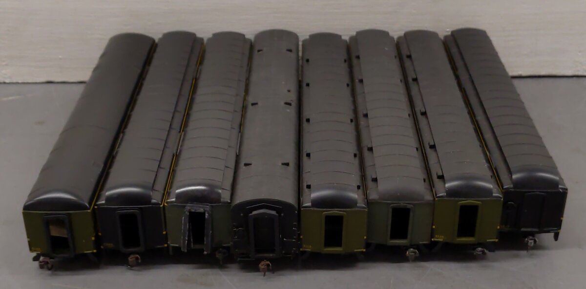 Assorted HO Scale Canadian National Passenger [8] VG