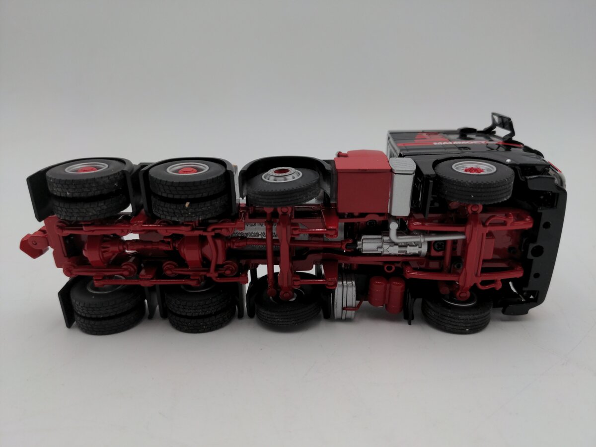 WSI 1:50 Scale Diecast 100616 Man Tractor - Mammoet EX