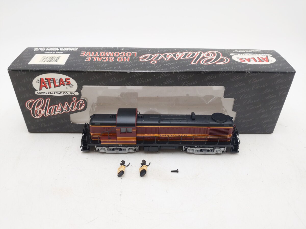 Atlas 8469 HO Scale Boston and Maine Alco RS-3 Locomotive EX/Box