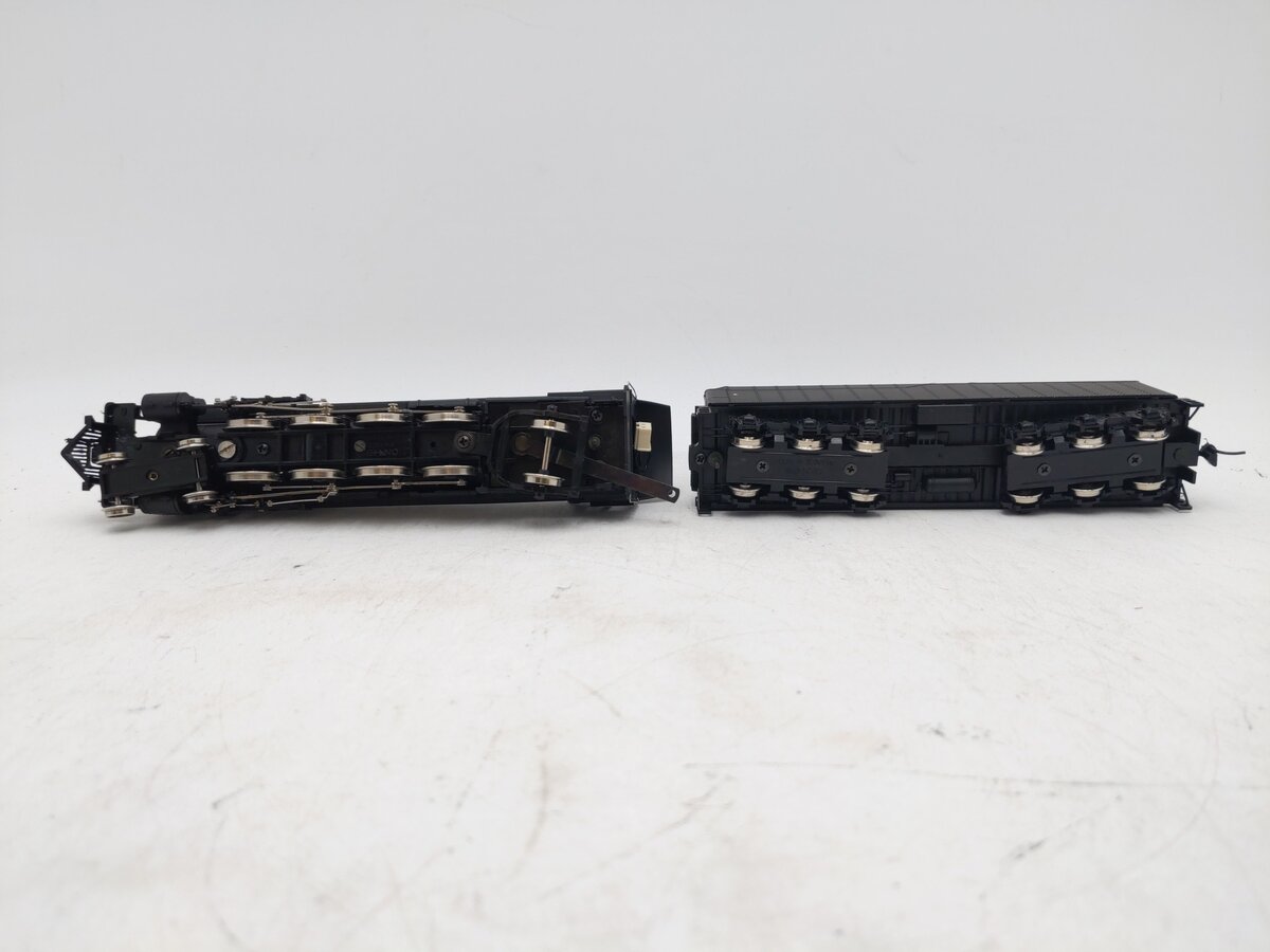IHC M937 HO Gauge 4-8-2 Mountain Premier Steam Locomotive EX/Box
