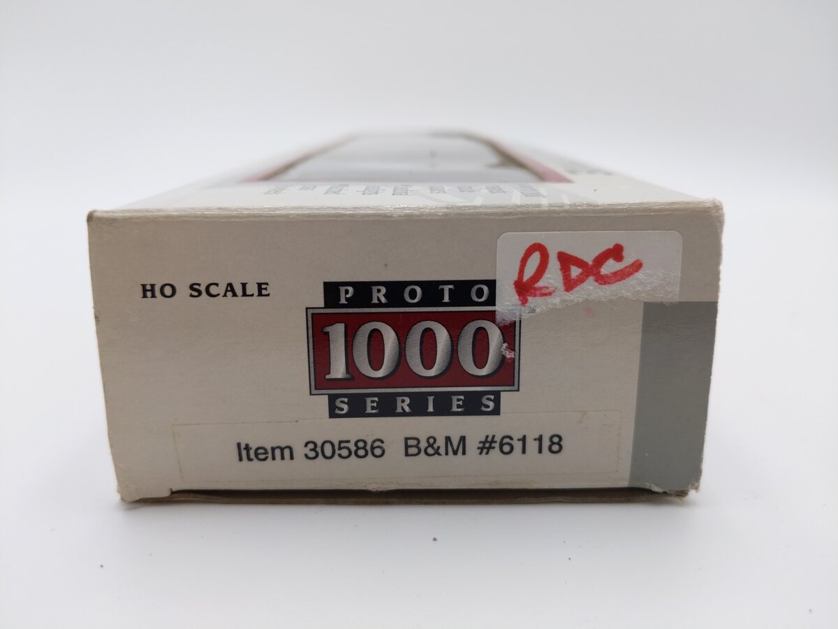 Proto 1000 30586 HO Scale Boston & Maine Budd RDC Passenger Locomotive #6118 EX/Box