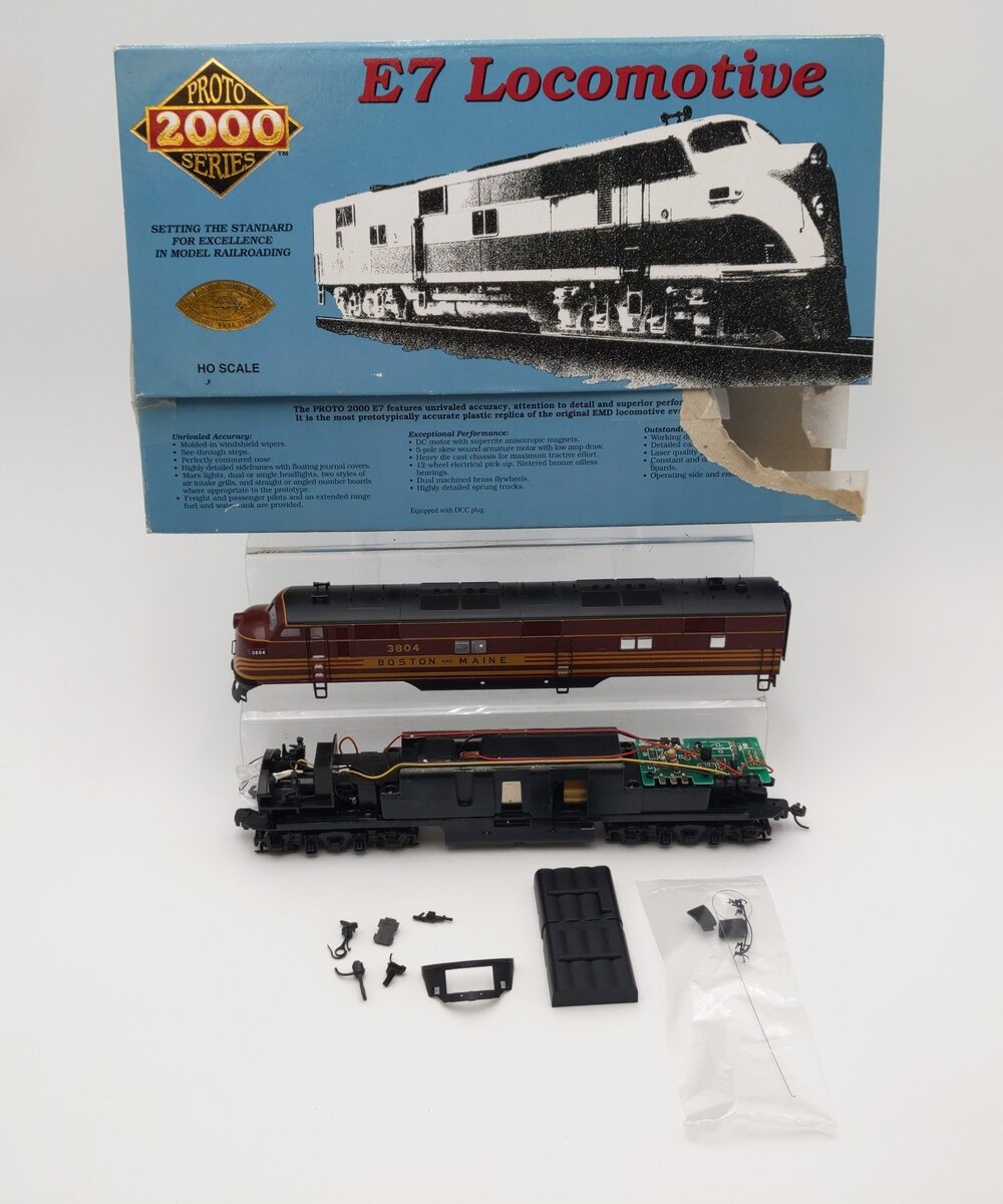 Proto 2000 21056 HO Scale Boston Maine (A unit) E7 Diesel Locomotive #3804 EX/Box