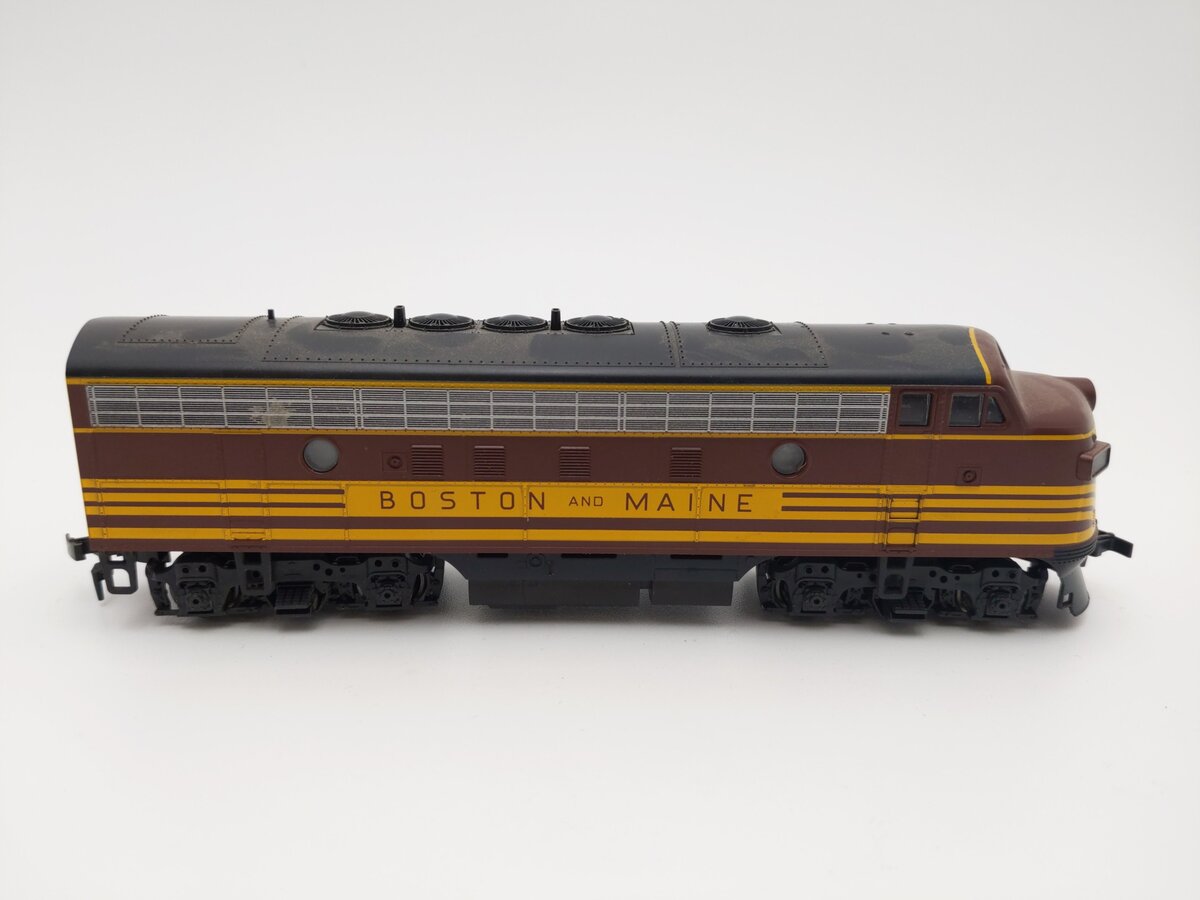 Stewart Hobbies 9040 HO Scale Boston Maine F7A Diesel Locomotive EX/Box