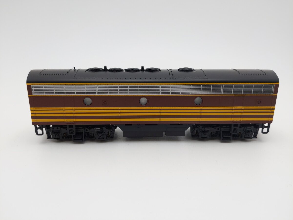 Stewart 9041 HO Scale Boston Maine F7B Diesel Locomotive #4265B EX/Box