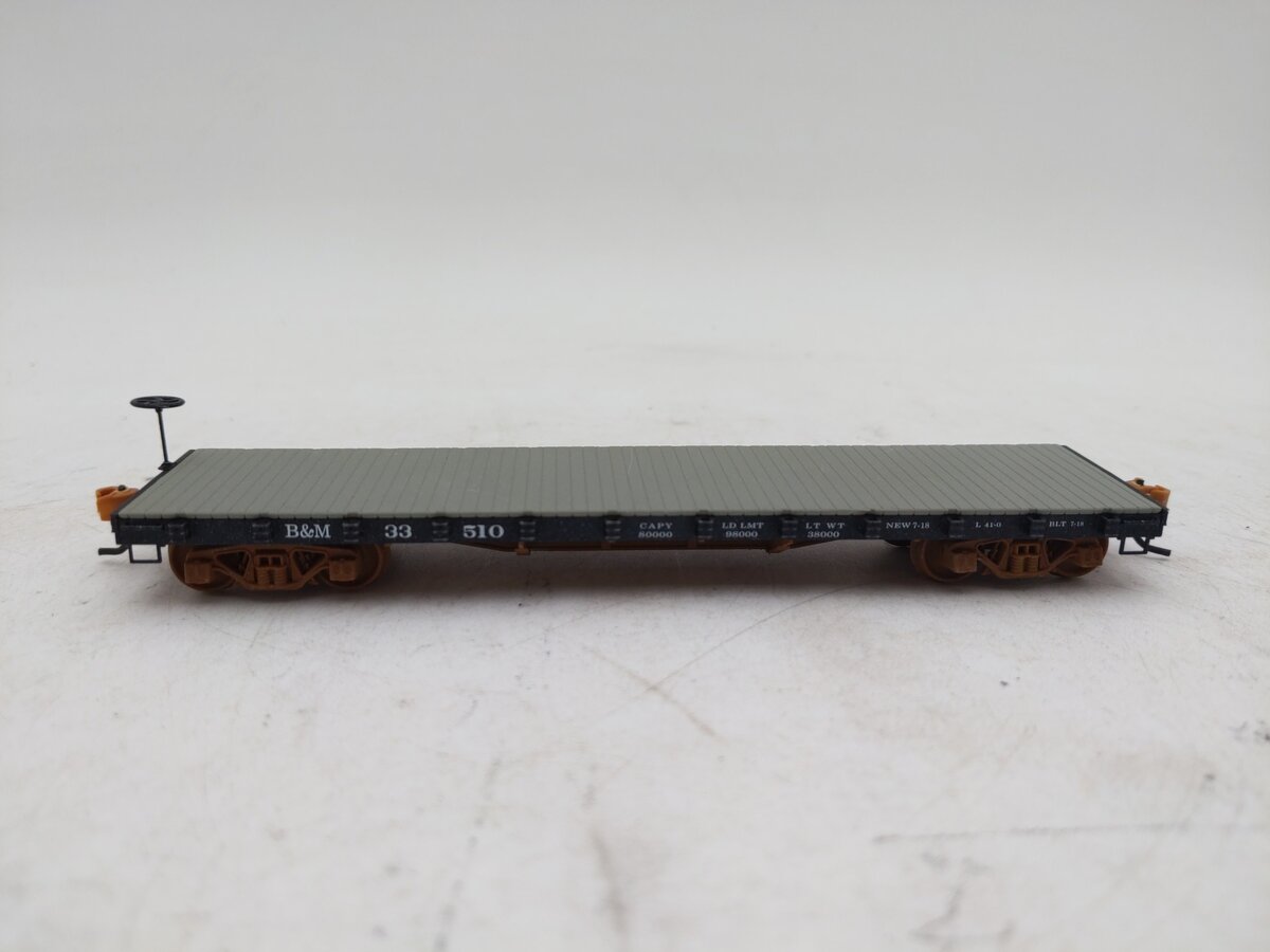 Ertl 4977 HO Scale Boston & Maine 50 Ton 40' Flat Car # 33510 EX/Box