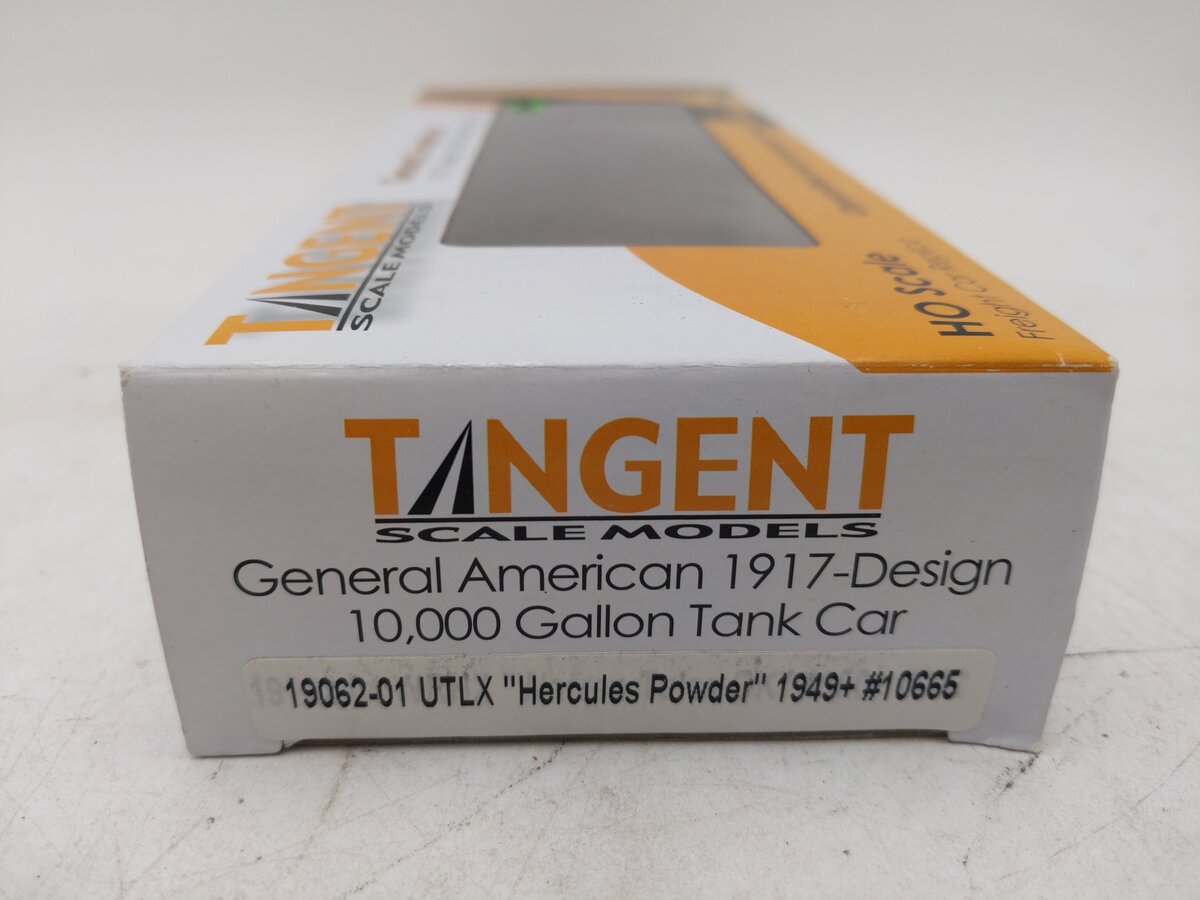 Tangent 19062-01 HO Scale UTLX Hercules Powder Tank Car #10665 EX/Box