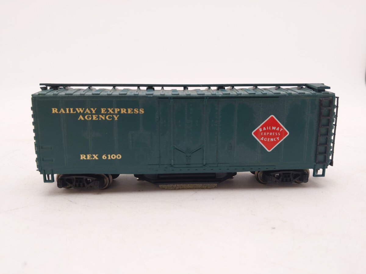 Roco 040-40100 HO Scale REA Track Cleaner Car EX/Box