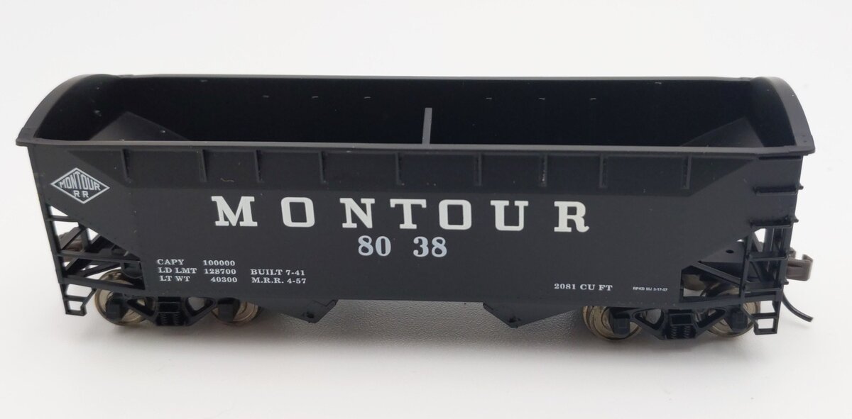 Atlas 1895-2 HO Montour 2-Bay Offset Hopper EX/Box