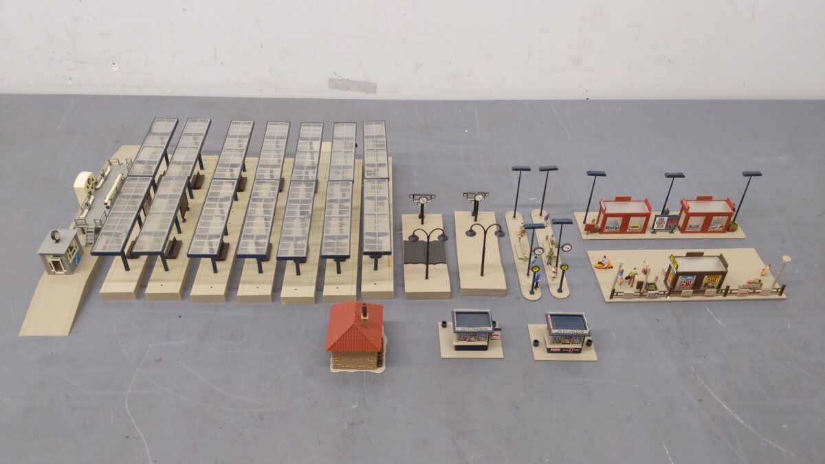 Vollmer and Others HO Assorted Accessories [17] EX