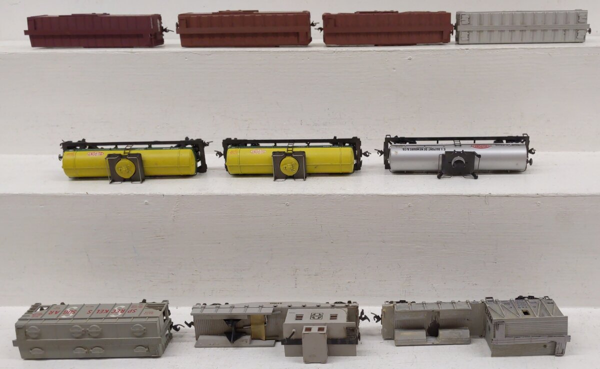 Bachmann & Other HO Assorted Freight Cars [10] VG