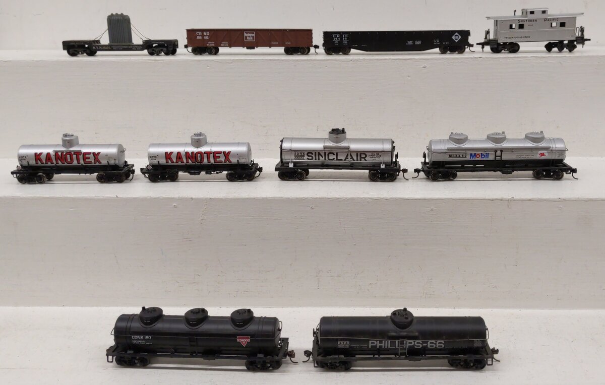Bachmann & Other HO Scale Assorted Freight Cars [10] VG