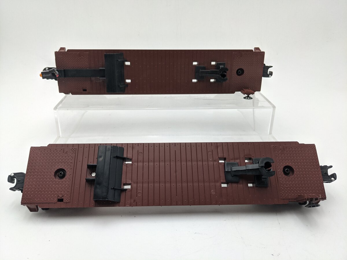 Lionel 6-36026 O Gauge TrailerTrain Flatcars with JB Hunt Trailers (Set of 2) EX