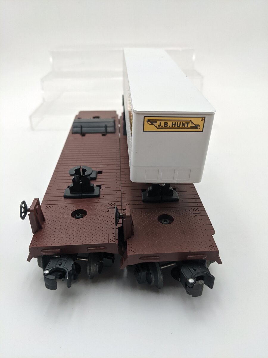 Lionel 6-36026 O Gauge TrailerTrain Flatcars with JB Hunt Trailers (Set of 2) EX