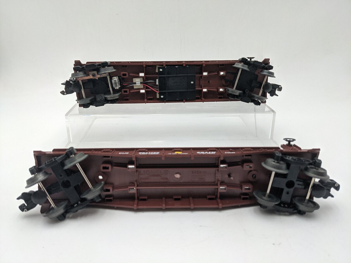 Lionel 6-36026 O Gauge TrailerTrain Flatcars with JB Hunt Trailers (Set of 2) EX