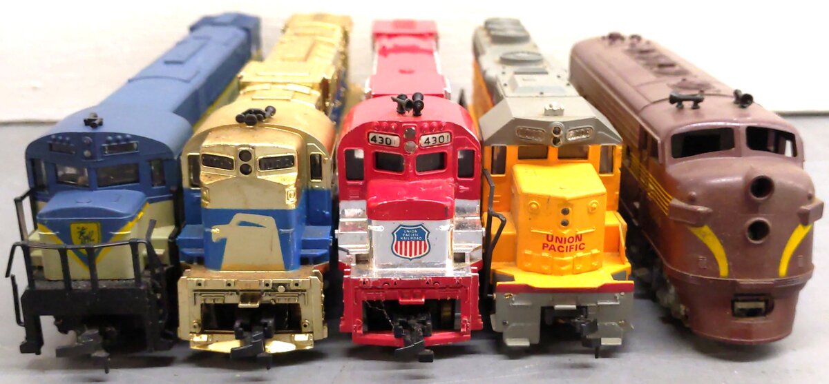 Tyco & Others HO Scale Assorted Diesel Locomotives [5] VG