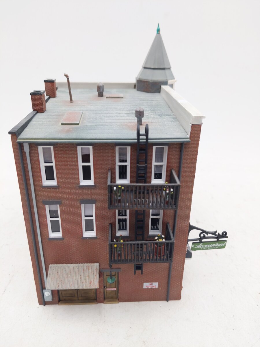 Woodland Scenics BR5039 HO Built-&-Ready Davenport Department Store Building EX