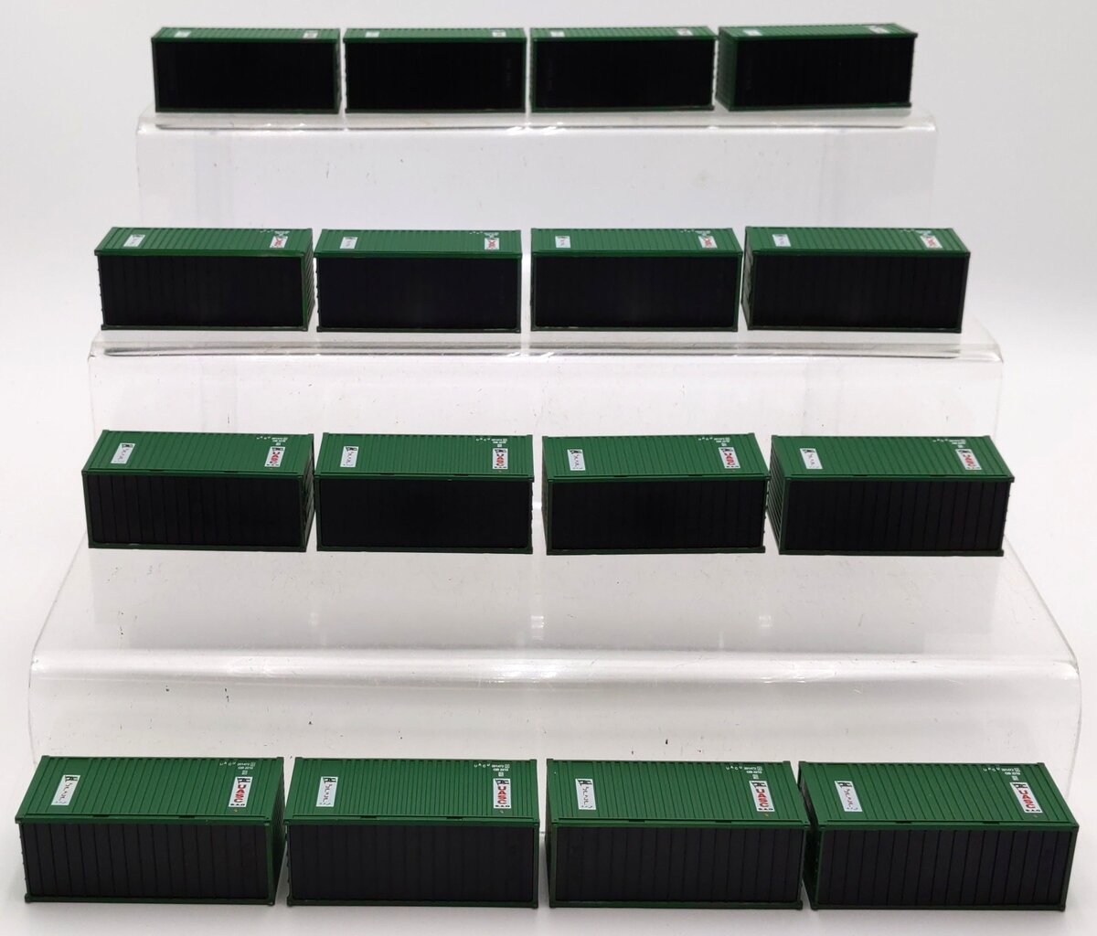 Walthers 933-1769 HO Scale Plastic 20' Container - UASC [16] EX