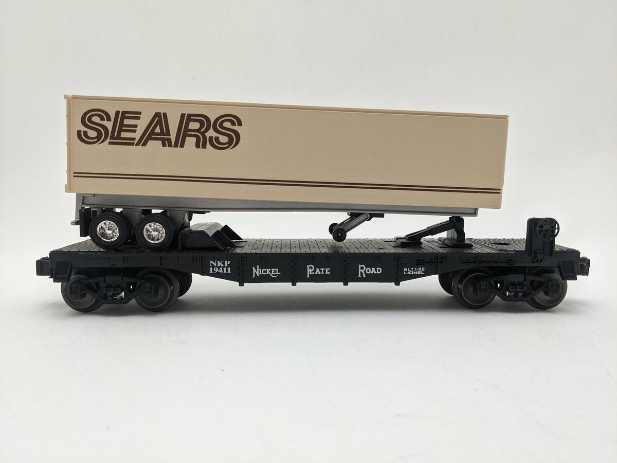 Lionel 6-19411 O Gauge Nickel Plate Road Flatcar w/Sears Trailer EX