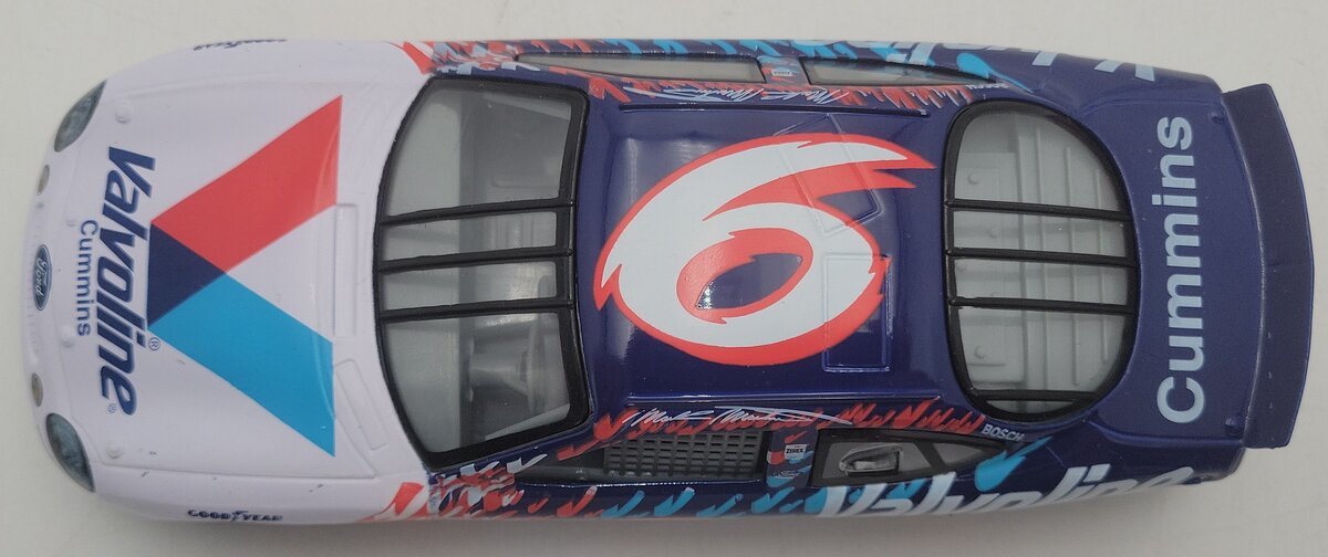 Racing Champions 1:24 Diecast Valvoline Stock Car Replica #6 EX/Box