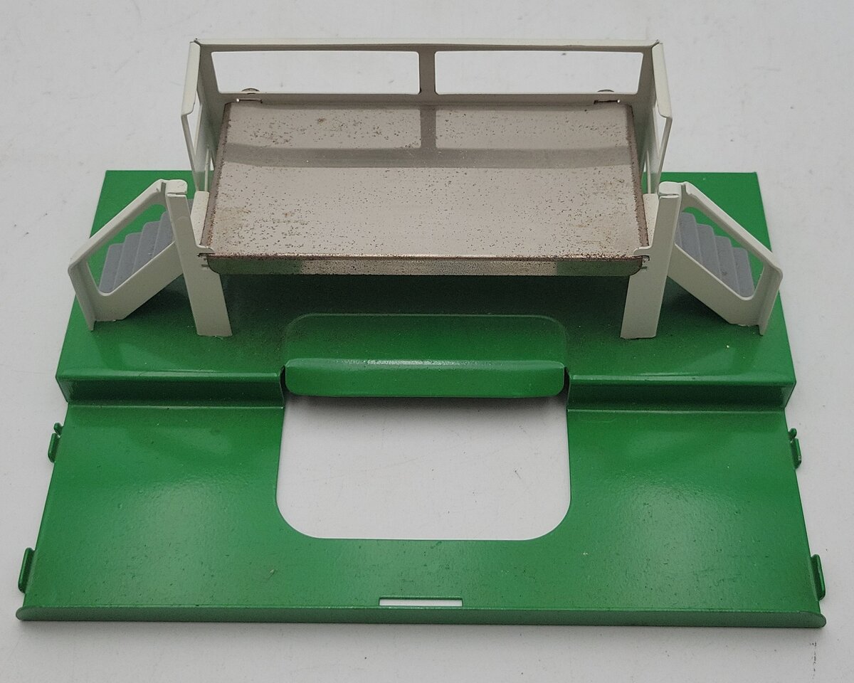 Lionel 3472 O Vintage Operating Milk Car with Platform VG