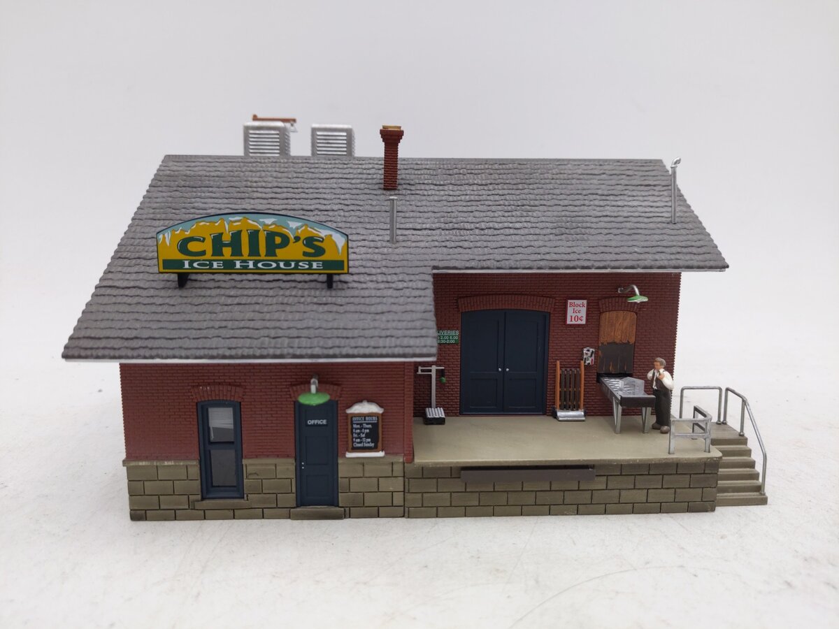 Woodland Scenics BR5028 HO Built-&-Ready Chip's Ice House Building EX