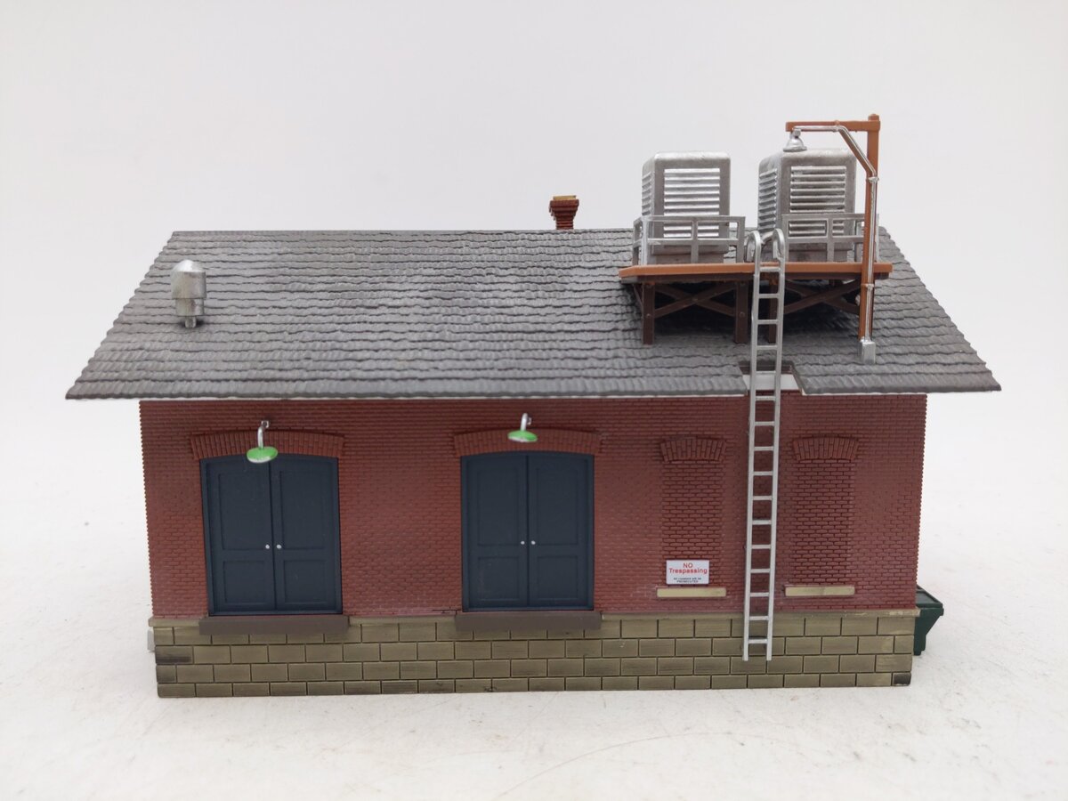 Woodland Scenics BR5028 HO Built-&-Ready Chip's Ice House Building EX