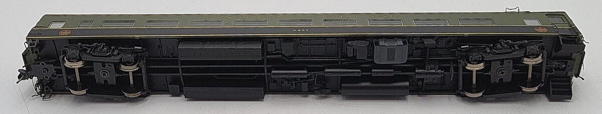 Rapido Trains 100011 HO Scale Canadian National Lightweight Coach #5437 VG