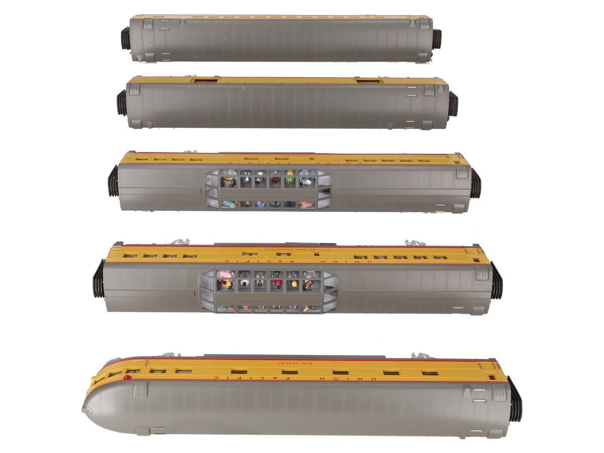 MTH 20-6538 O Gauge Union Pacific 70' Streamlined Passenger Car Set (Set of 5)/Box