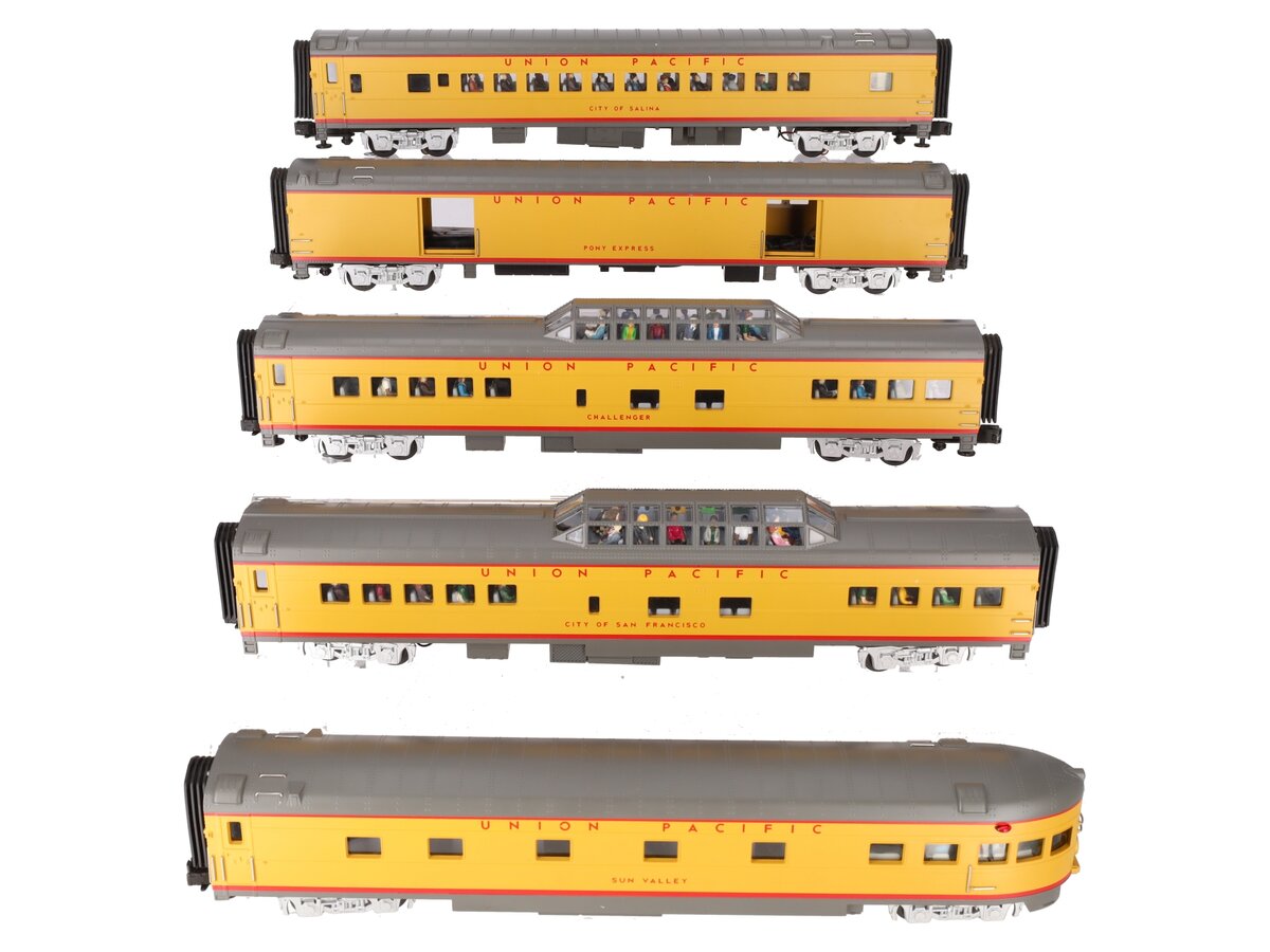MTH 20-6538 O Gauge Union Pacific 70' Streamlined Passenger Car Set (Set of 5)/Box