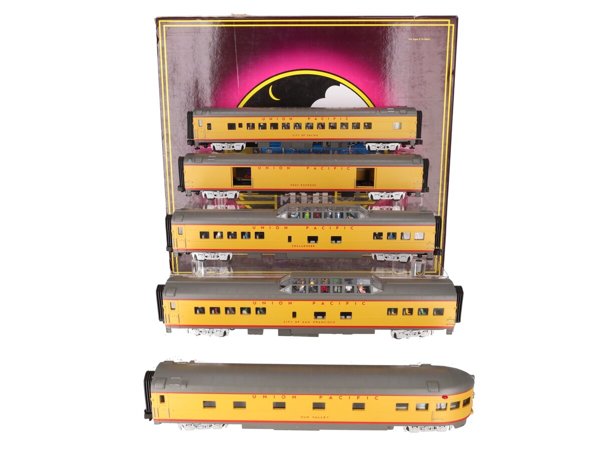 MTH 20-6538 O Gauge Union Pacific 70' Streamlined Passenger Car Set (Set of 5)/Box