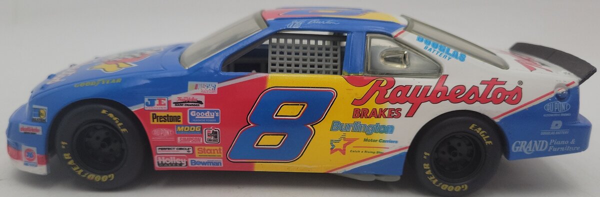 Racing Champions 1995 1:24 Diecast Raybestos Stock Car Replica #8 EX/Box