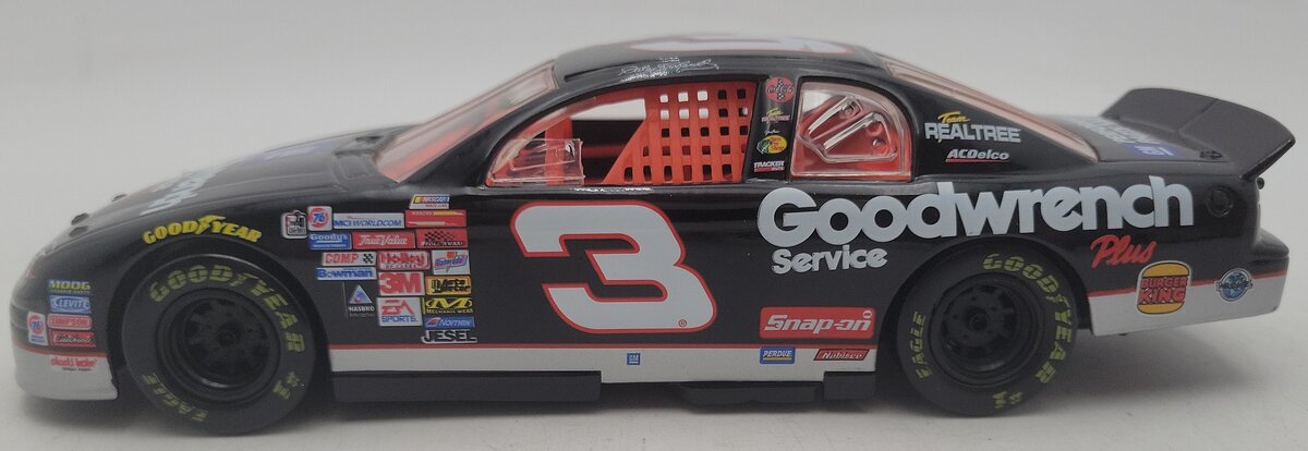 Winners Circle 1:24 Diecast Collectible Goodwrench Stock Car Replica #3 EX/Box
