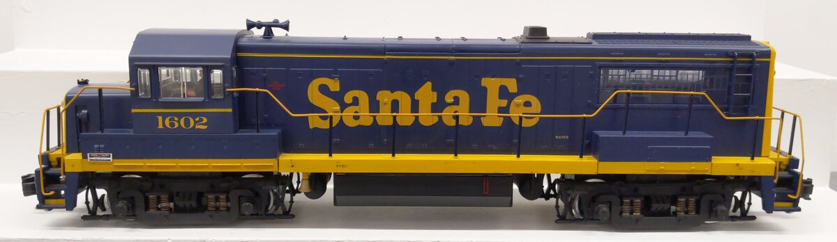 Aristo-Craft 22104 G Scale Santa Fe U25B Diesel Locomotive #1602 EX