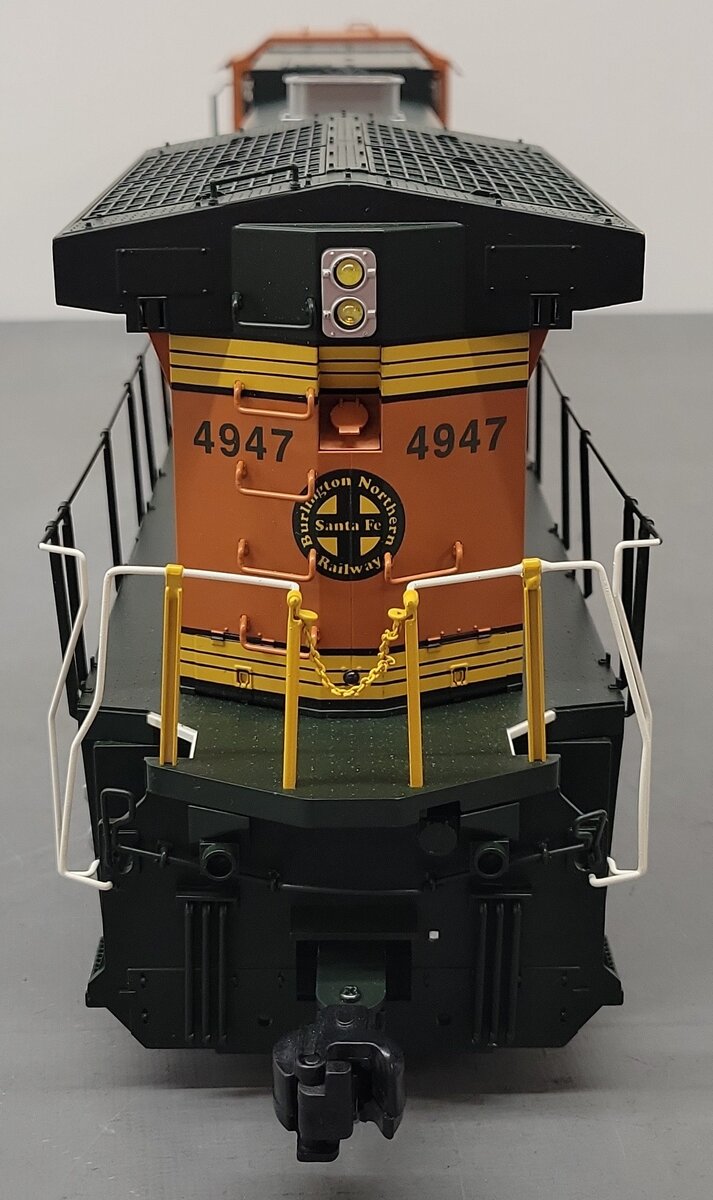Aristo-Craft 23002 G Scale BNSF GE Dash-9 44CW Diesel Locomotive #4947 EX