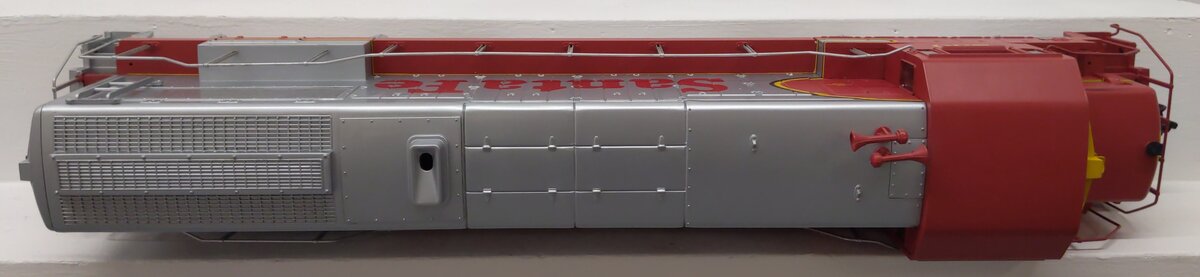 Aristo-Craft 22110 G Santa Fe U-25B Diesel Locomotive #250 EX