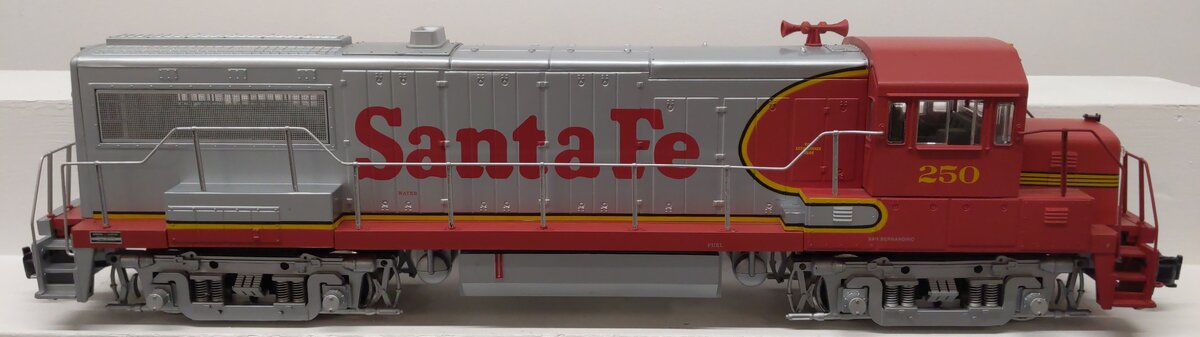 Aristo-Craft 22110 G Santa Fe U-25B Diesel Locomotive #250 EX