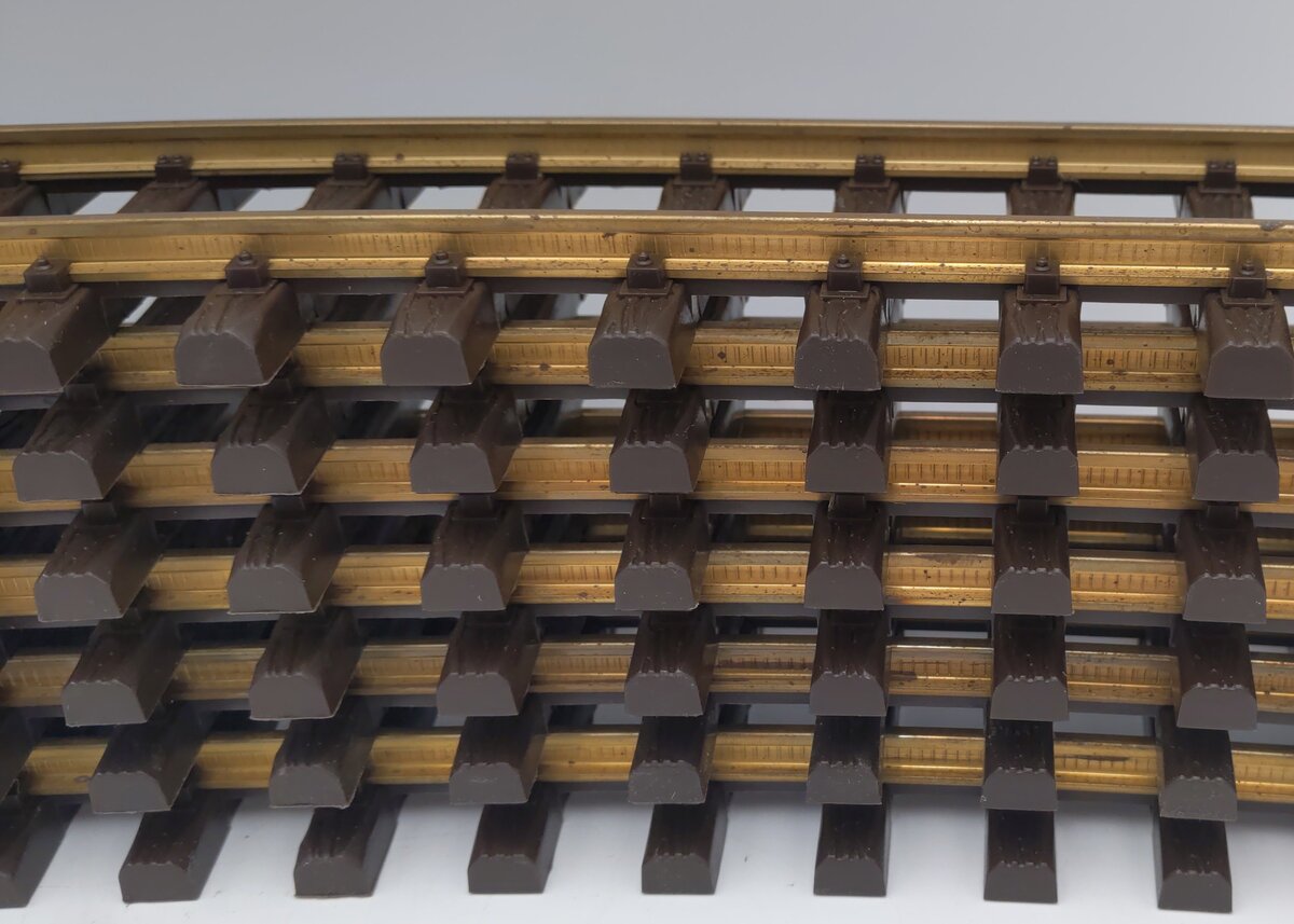 LGB 1600 G Gauge Curved Track Sections (6) EX