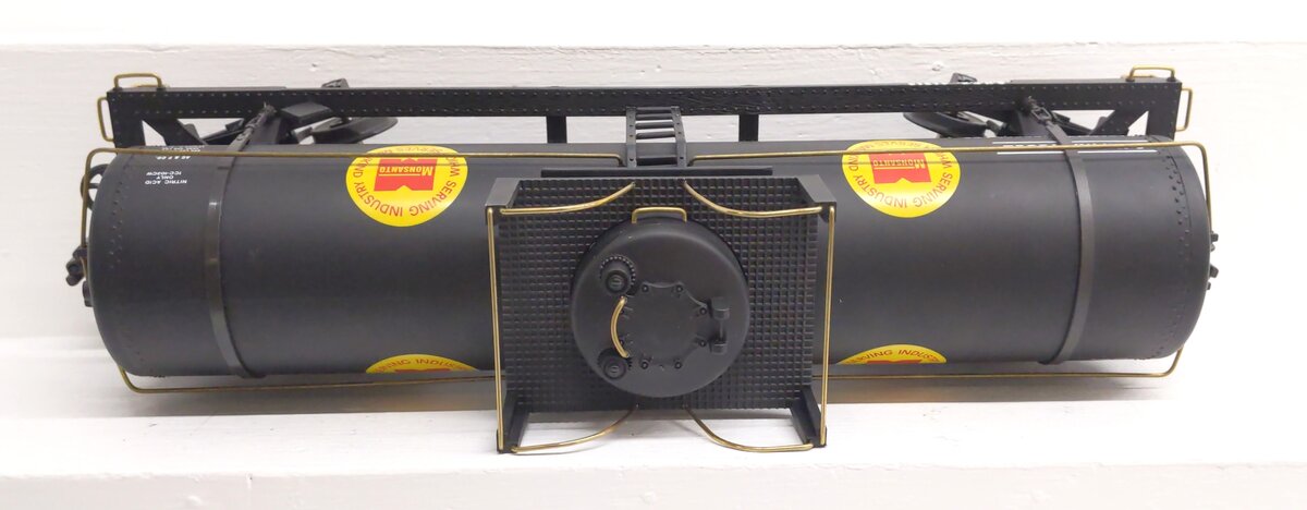 Aristo-Craft 41312 Monsanto Single Dome Tank Car (Metal Wheels) EX/Box