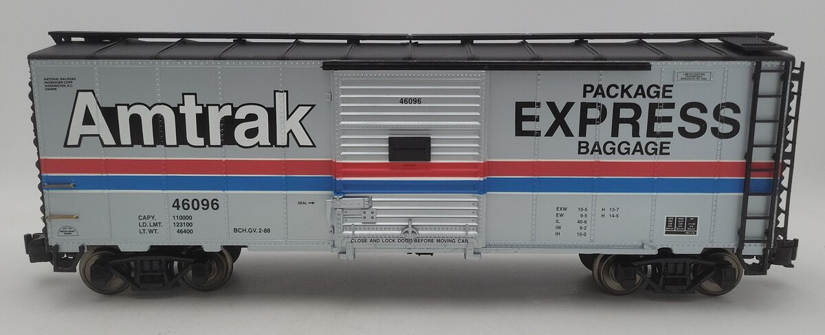 Aristo-Craft 46096 G Scale Amtrak Package & Express Steel Boxcar - Metal Wheels EX/Box
