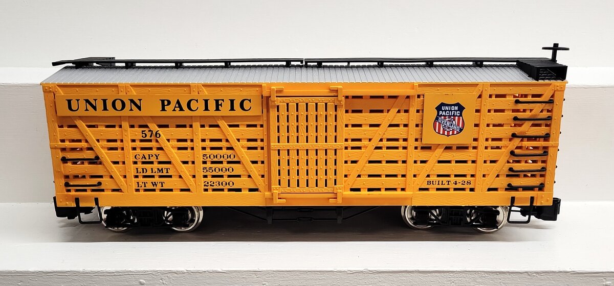 Bachmann 98101 G Union Pacific Stock Car w/Metal Wheels LN/Box