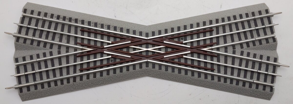 Lionel 6-12050 O Gauge FasTrack 22.5 Degree Crossover EX/Box