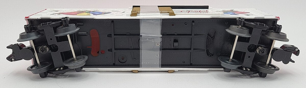 Lionel 6-82713 O Gauge 2015 Christmas Steel Boxcar with Christmas Music LN/Box