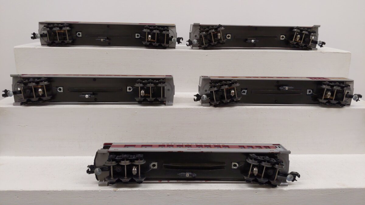 Williams 2510 Erie Lackawanna 5-Car Madison Passenger Set EX