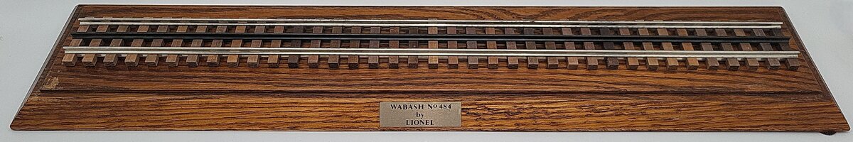 Lionel 6-8587 O Wabash GP-9 No. 484  Display Case VG