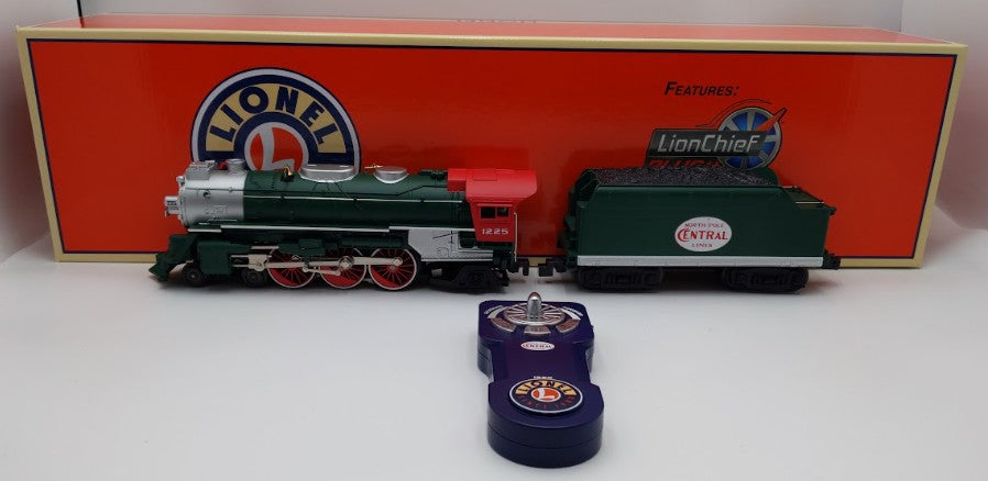 Lionel 6-83214 O North Pole Central LionChief Plus 4-6-2 Pacific Steam Loco #25 EX/Box